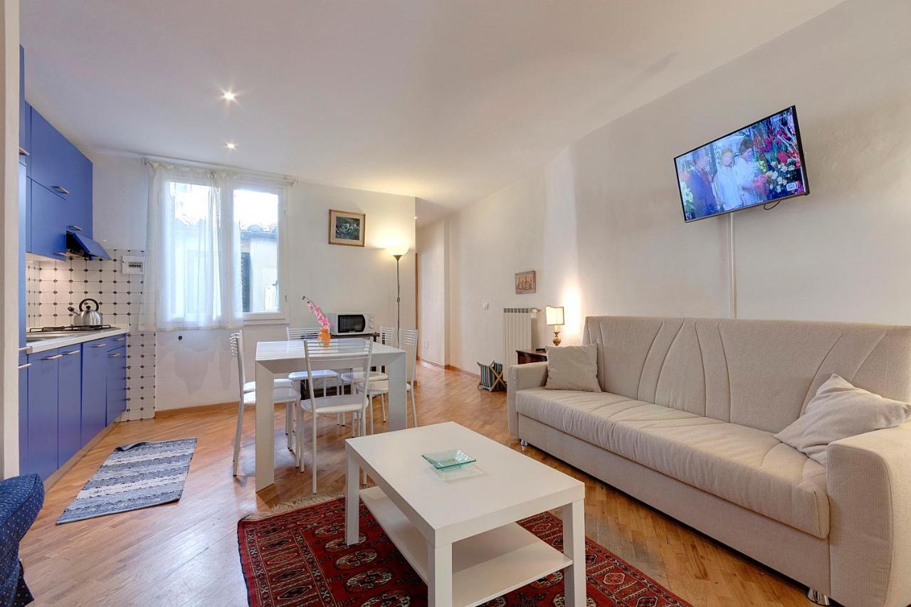 Apartment Residenza Borgo La Noce 7 *